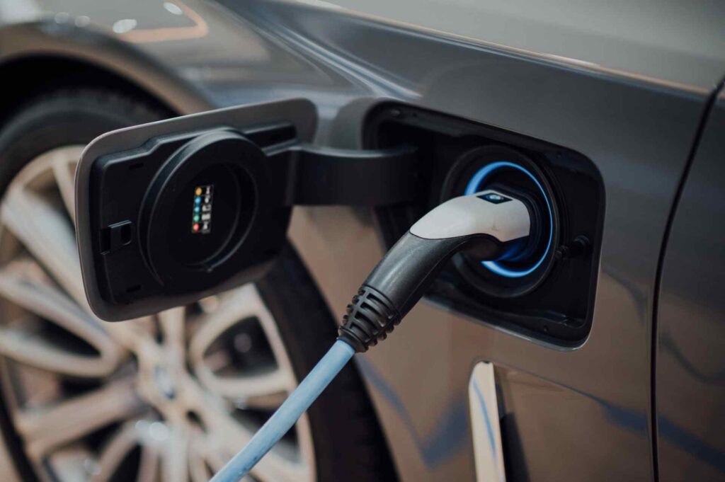 Pros and Cons of Buying an Electric Car